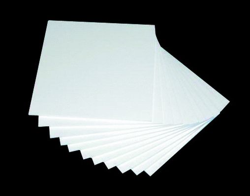 Resistencia de desgaste de cerámica de la placa de la hornilla del horno 0.5um 1300HV 1250MPa